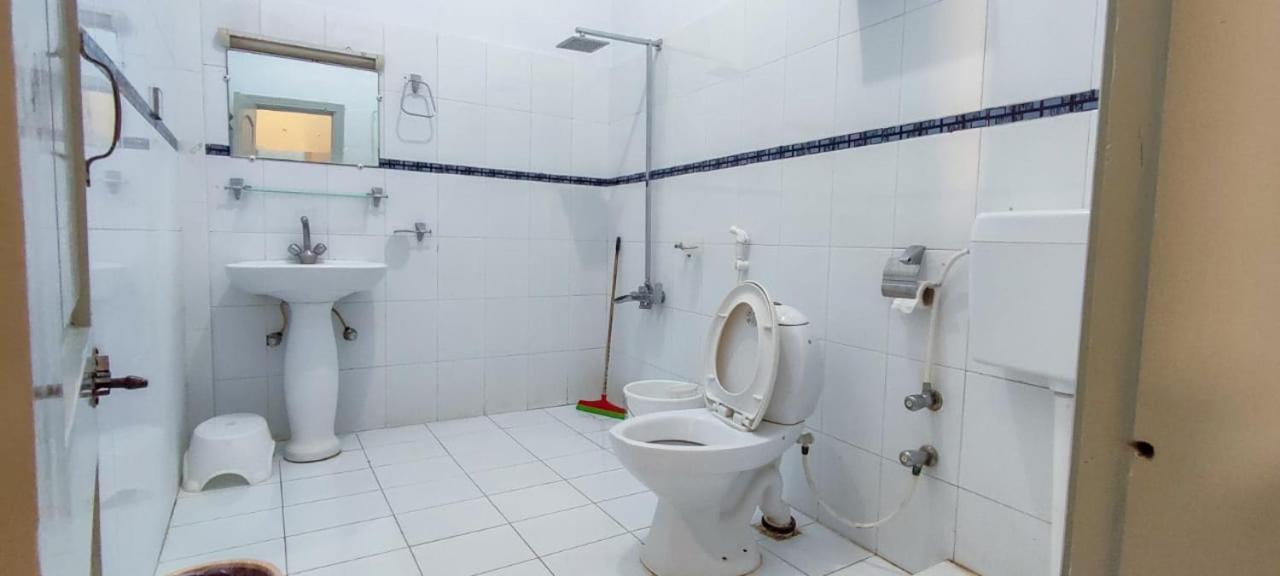 Swat Guest House Mingora Экстерьер фото